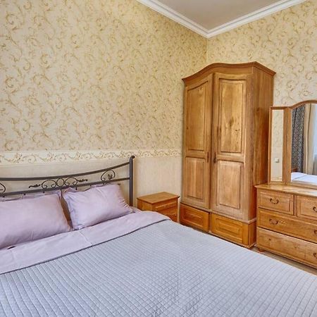 Apartment Near Bessarabsky Square Kiev Bagian luar foto
