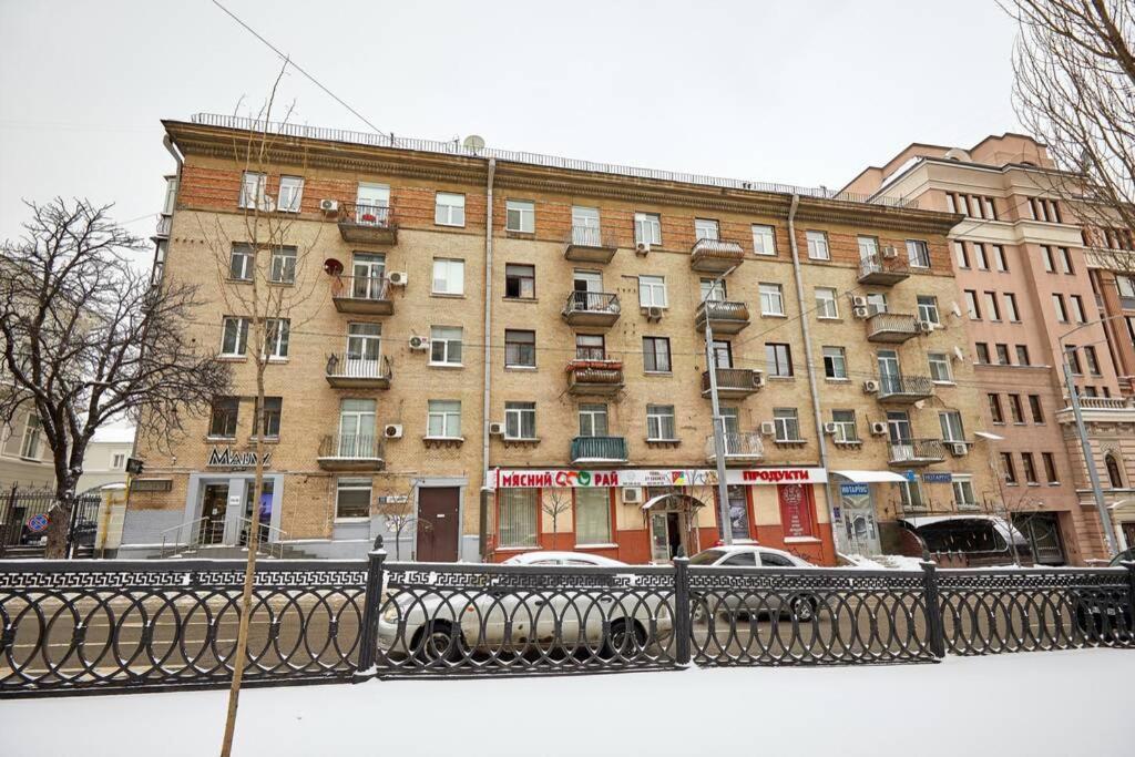 Apartment Near Bessarabsky Square Kiev Bagian luar foto
